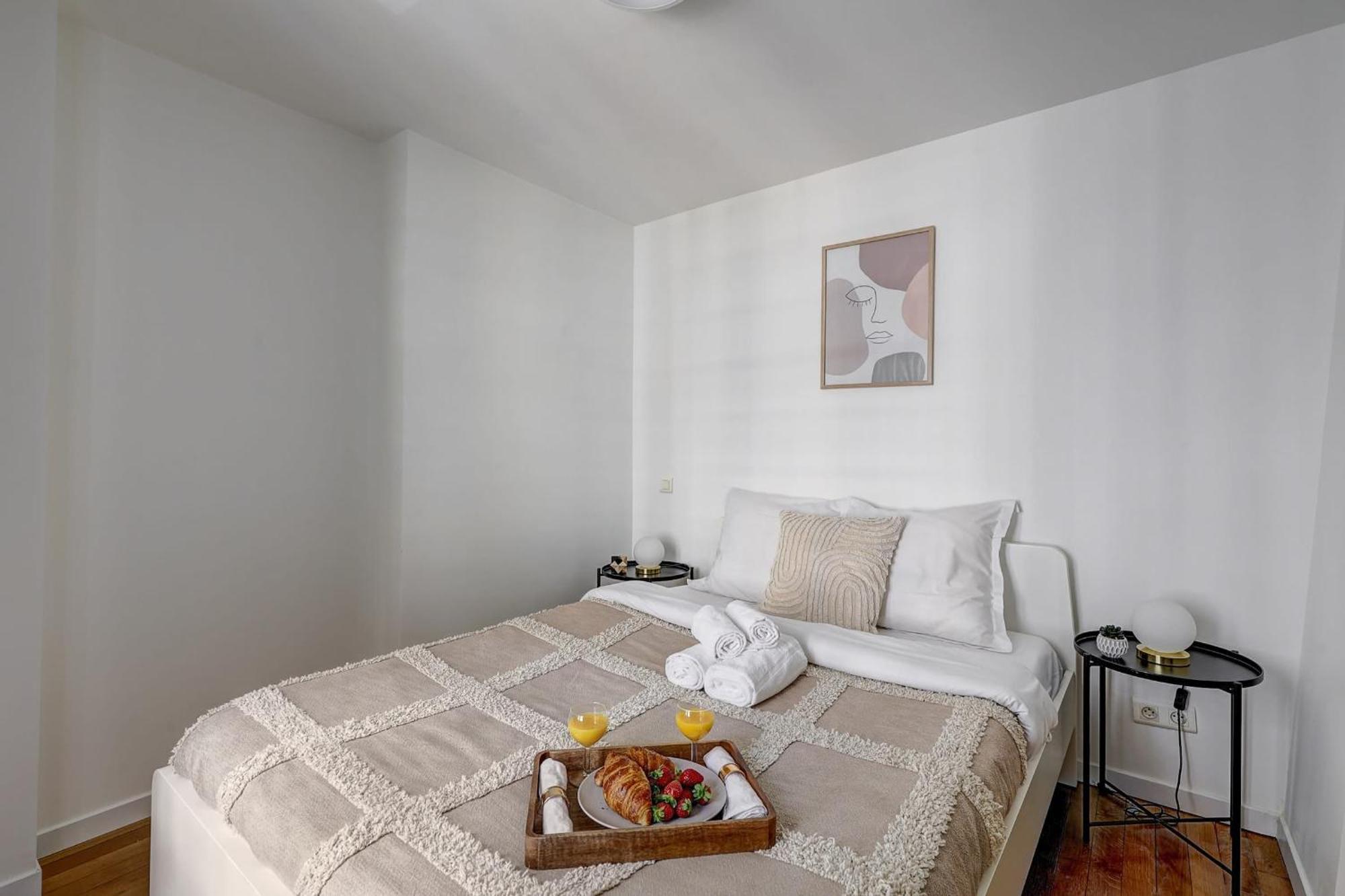 Champs-Elysees - 2Br With Balcony - Cityapartmentstay Paryż Zewnętrze zdjęcie