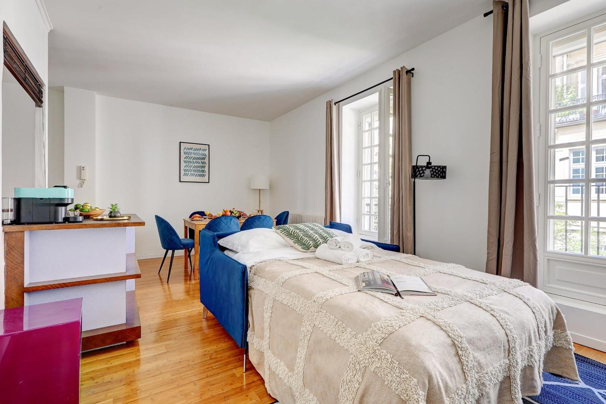 Champs-Elysees - 2Br With Balcony - Cityapartmentstay Paryż Zewnętrze zdjęcie