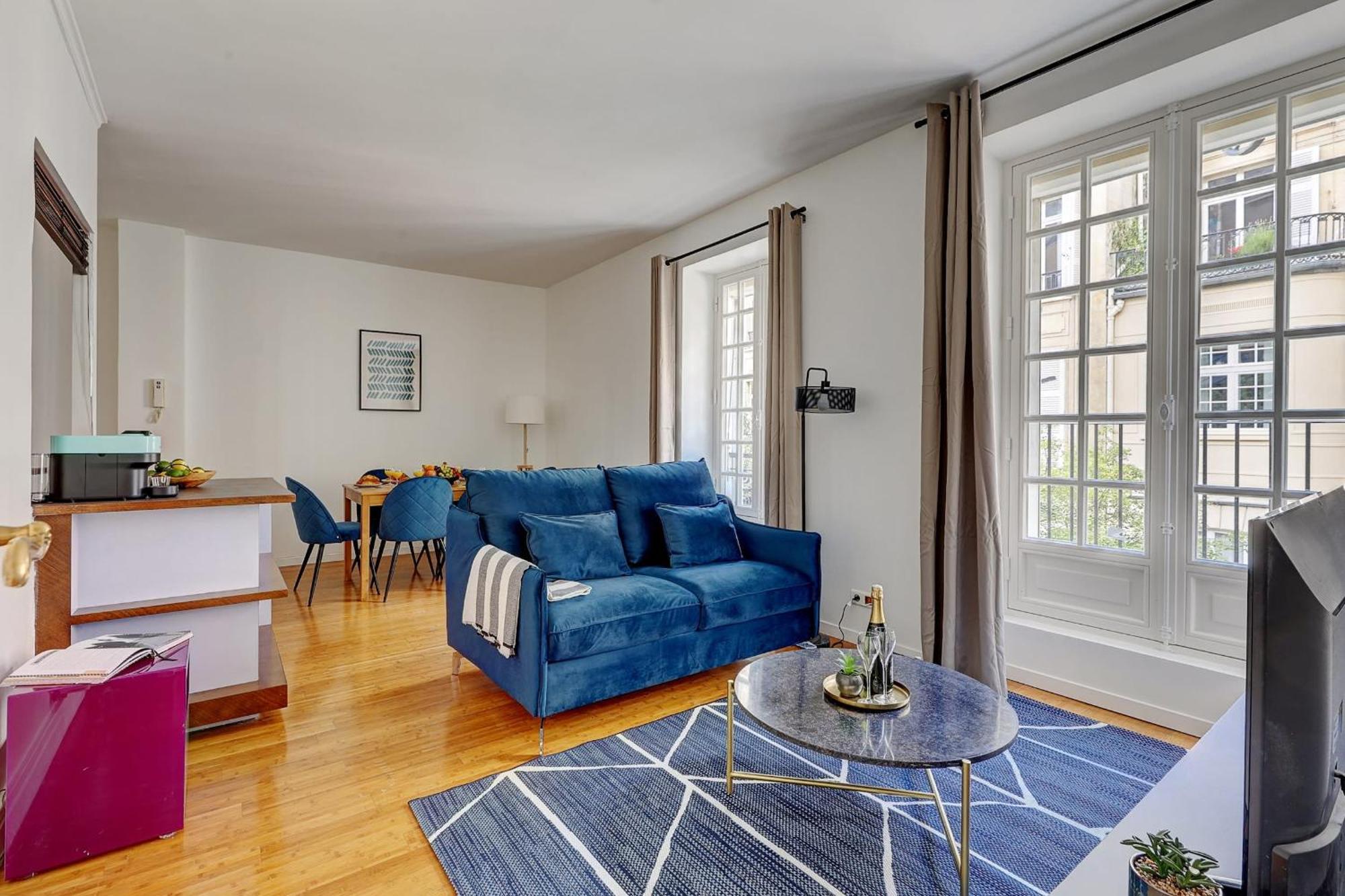 Champs-Elysees - 2Br With Balcony - Cityapartmentstay Paryż Zewnętrze zdjęcie